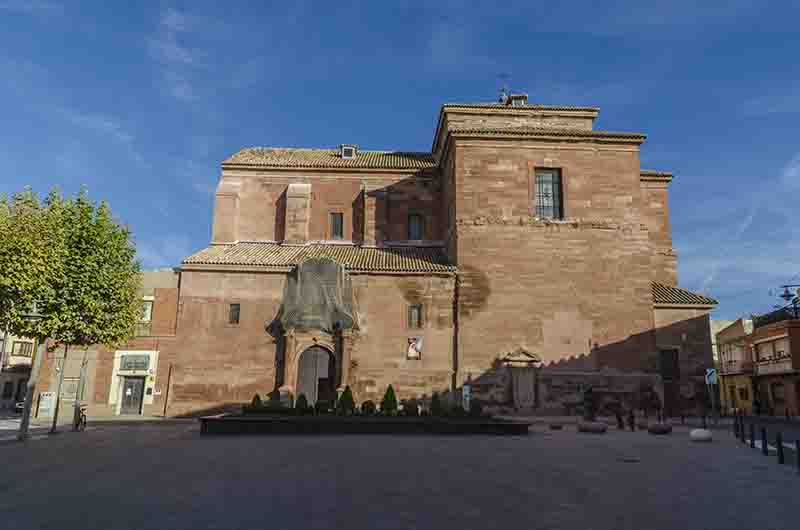 Ciudad Real - Álcazar de San Juan 08 - parroquia de Santa Quiteria.jpg